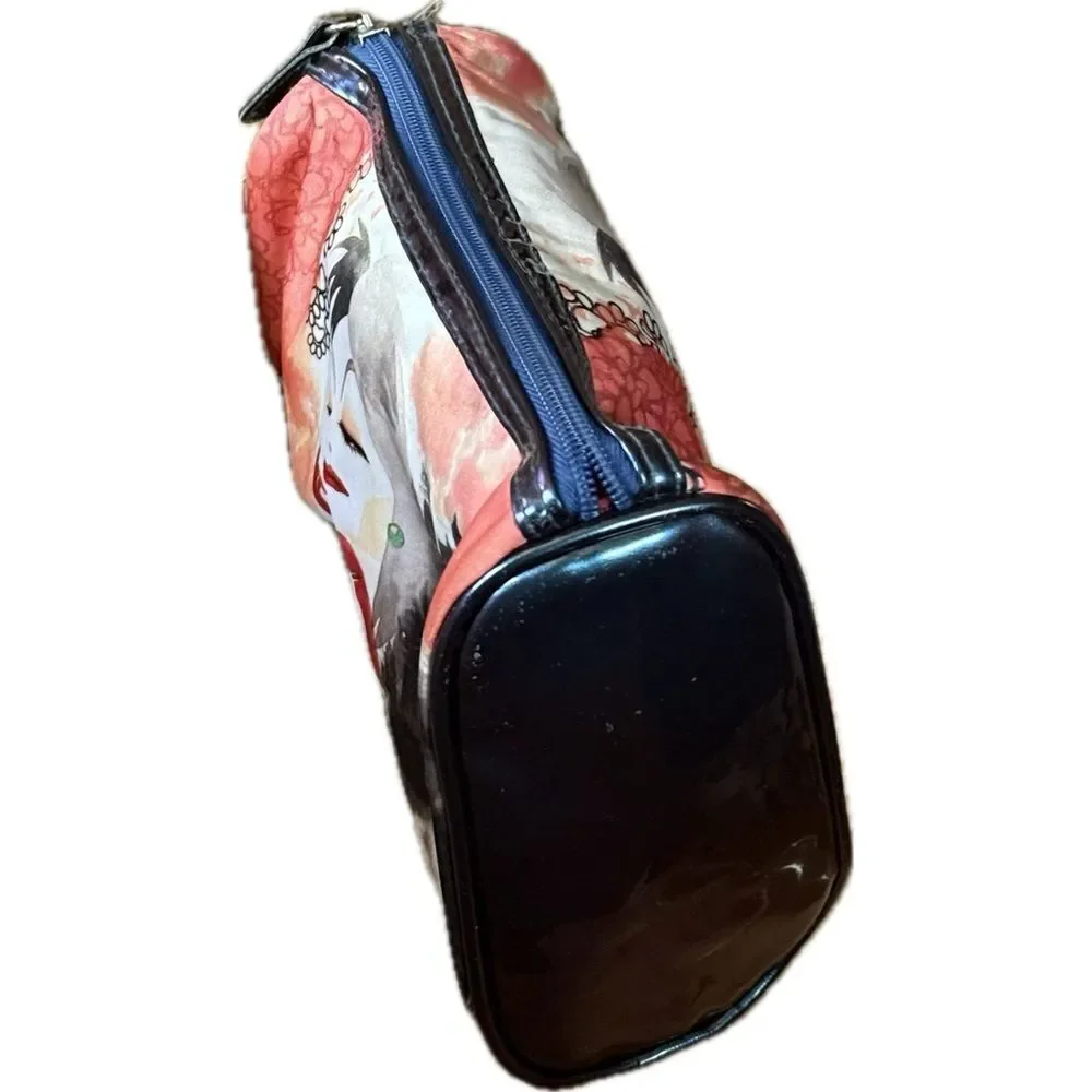 Cruella Artistic Silk-Print Cosmetic Bag in Coral, Black & White